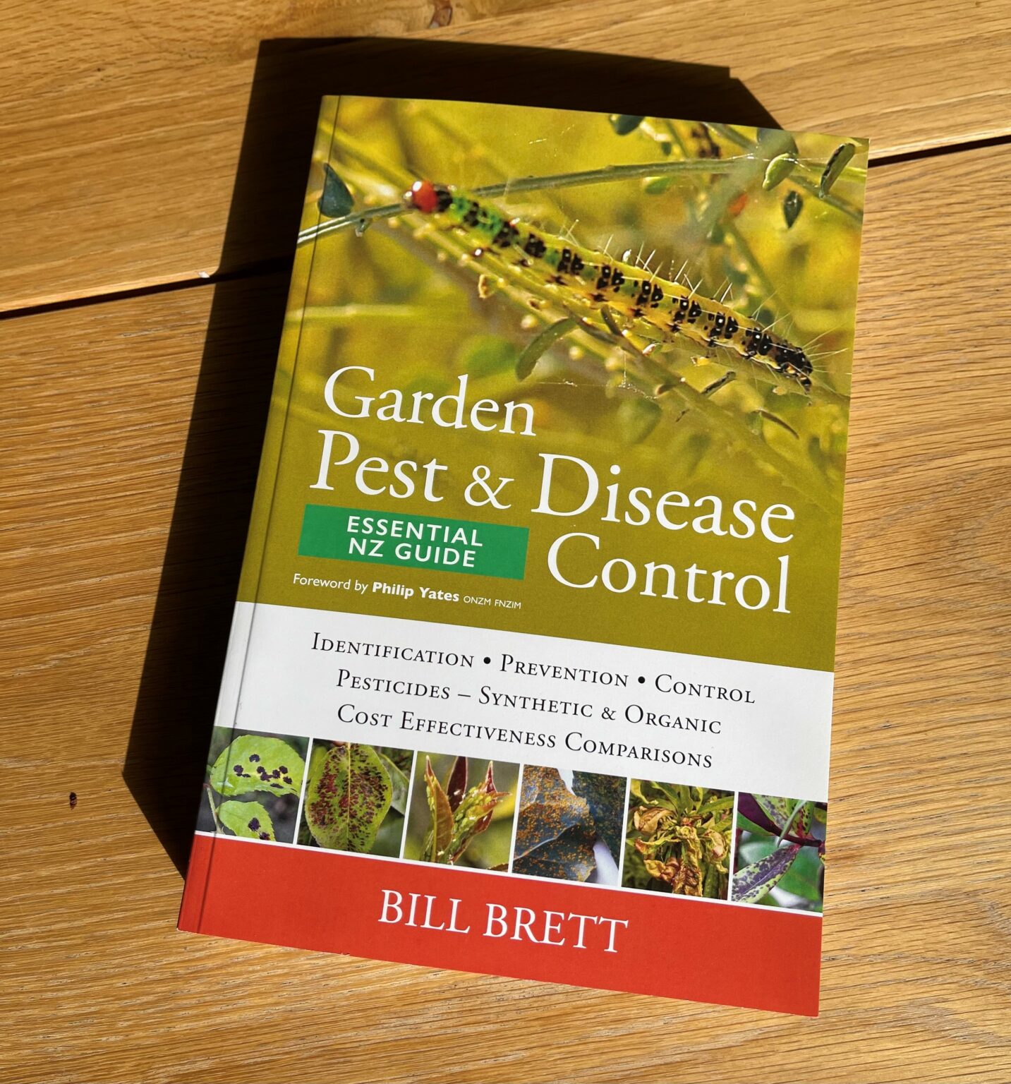 Garden Pests & Disease Control Book Springvale Garden Centre